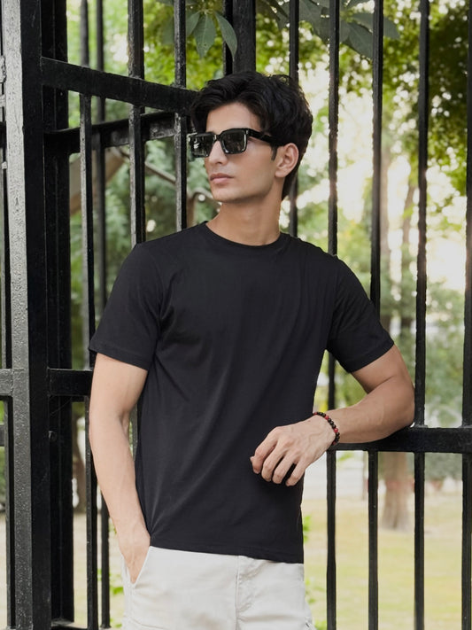 Classic T-shirt - BLACK